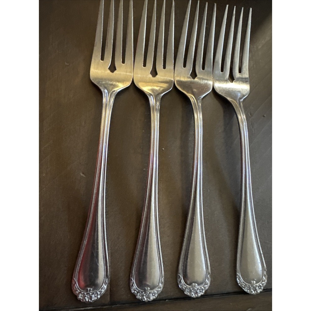 Rogers Co Stanley Roberts Rose Trio, Rose Petal Set of 4 Salad Forks